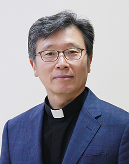 김훈겸 세례자요한 주임신부님